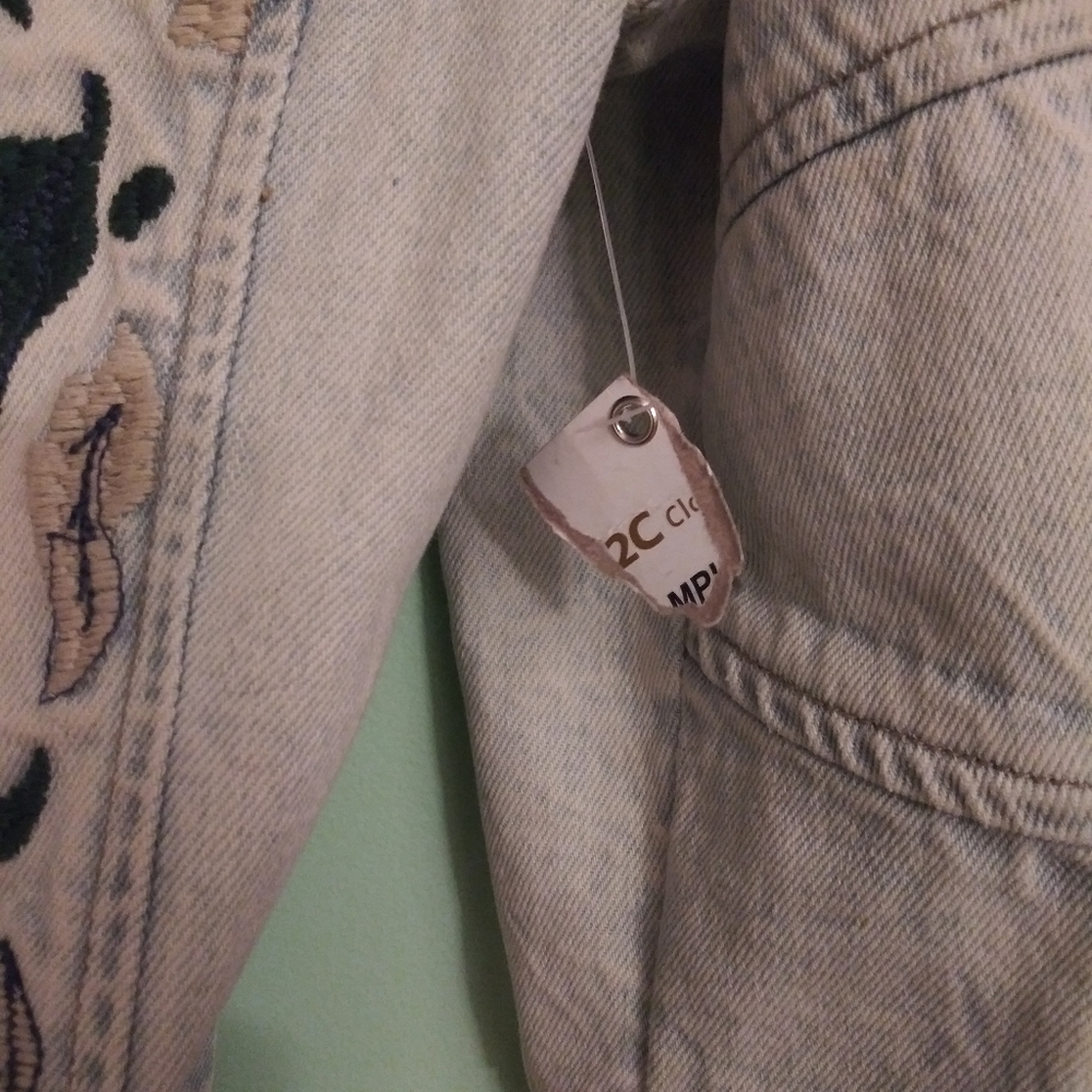 SOLD. BLANKNYC Light Denim Jacket Small - Picture 14 of 14
